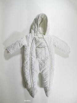 Zimní kombinéza bílá pro děti s rukavičkami secondhand Zimní kombinéza bílá pro děti s rukavičkami secondhand