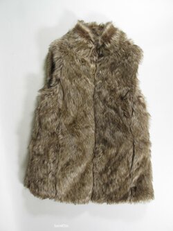 Chlupatá vesta pro holky secondhand Chlupatá vesta pro holky secondhand