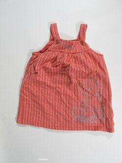 Šaty pro holky s pruhem secondhand Šaty pro holky s pruhem secondhand