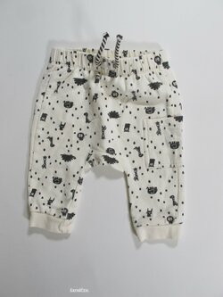 Tepláčky pro kluky s obrázky secondhand Tepláčky pro kluky s obrázky secondhand