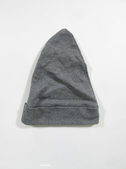 Šedá čepička pro kluky secondhand Šedá čepička pro kluky secondhand