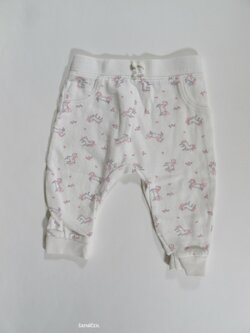 Obrázkové tepláky pro holky secondhand Obrázkové tepláky pro holky secondhand