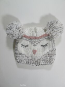 Zimní čepice barevná secondhand Zimní čepice barevná secondhand