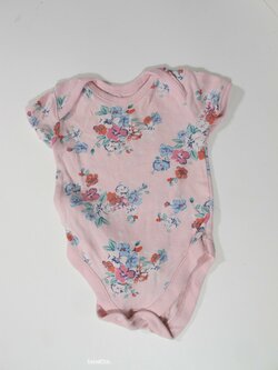 Body pro holky s kytkami secondhand Body pro holky s kytkami secondhand