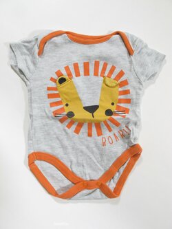 Body s obrázky pro kluky secondhand Body s obrázky pro kluky secondhand