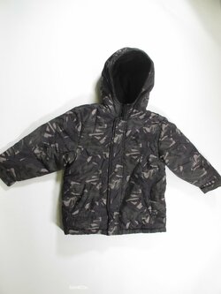 Zimní maskáčová bunda pro kluky secondahnd Zimní maskáčová bunda pro kluky secondahnd