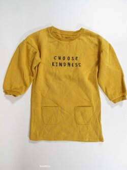 Mikinové šaty dl rukáv okrové secondhand Mikinové šaty dl rukáv okrové secondhand