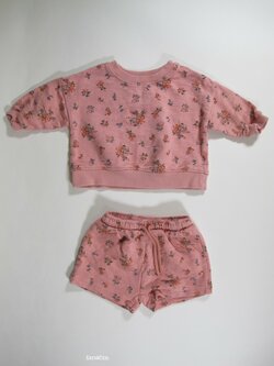 Komplet pro holky teplákový secondhand Komplet pro holky teplákový secondhand